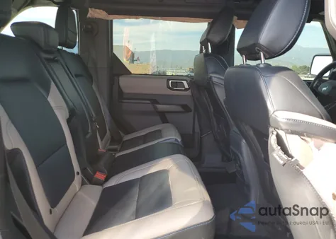 2024 Ford Bronco Wildtrak z USA, uszkodzony, nr VIN 1FMEE2BP2RLA08041